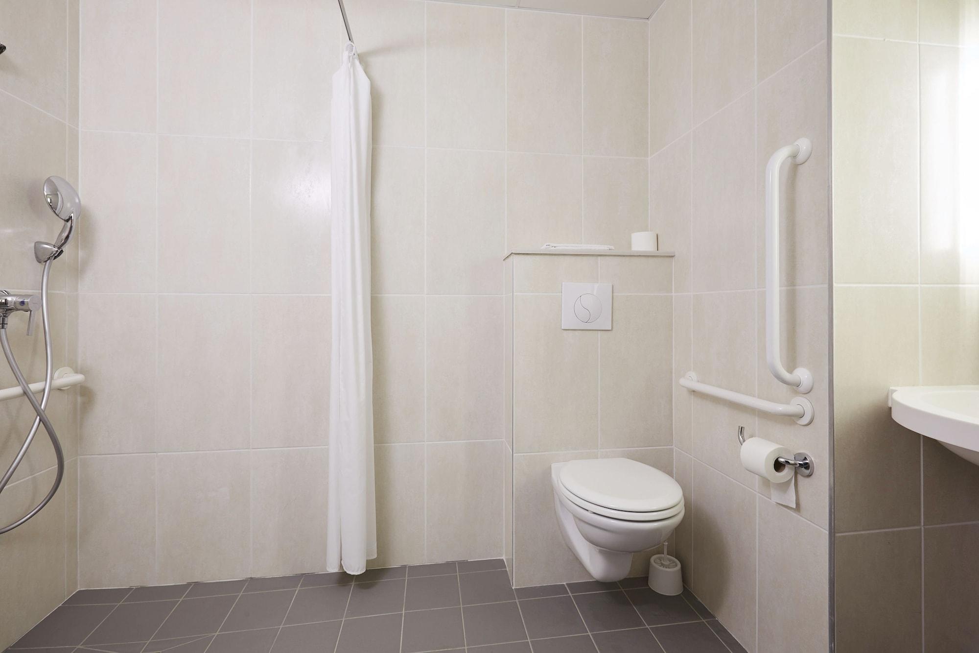 B&B Hotel Montlhery Linas ภายนอก รูปภาพ