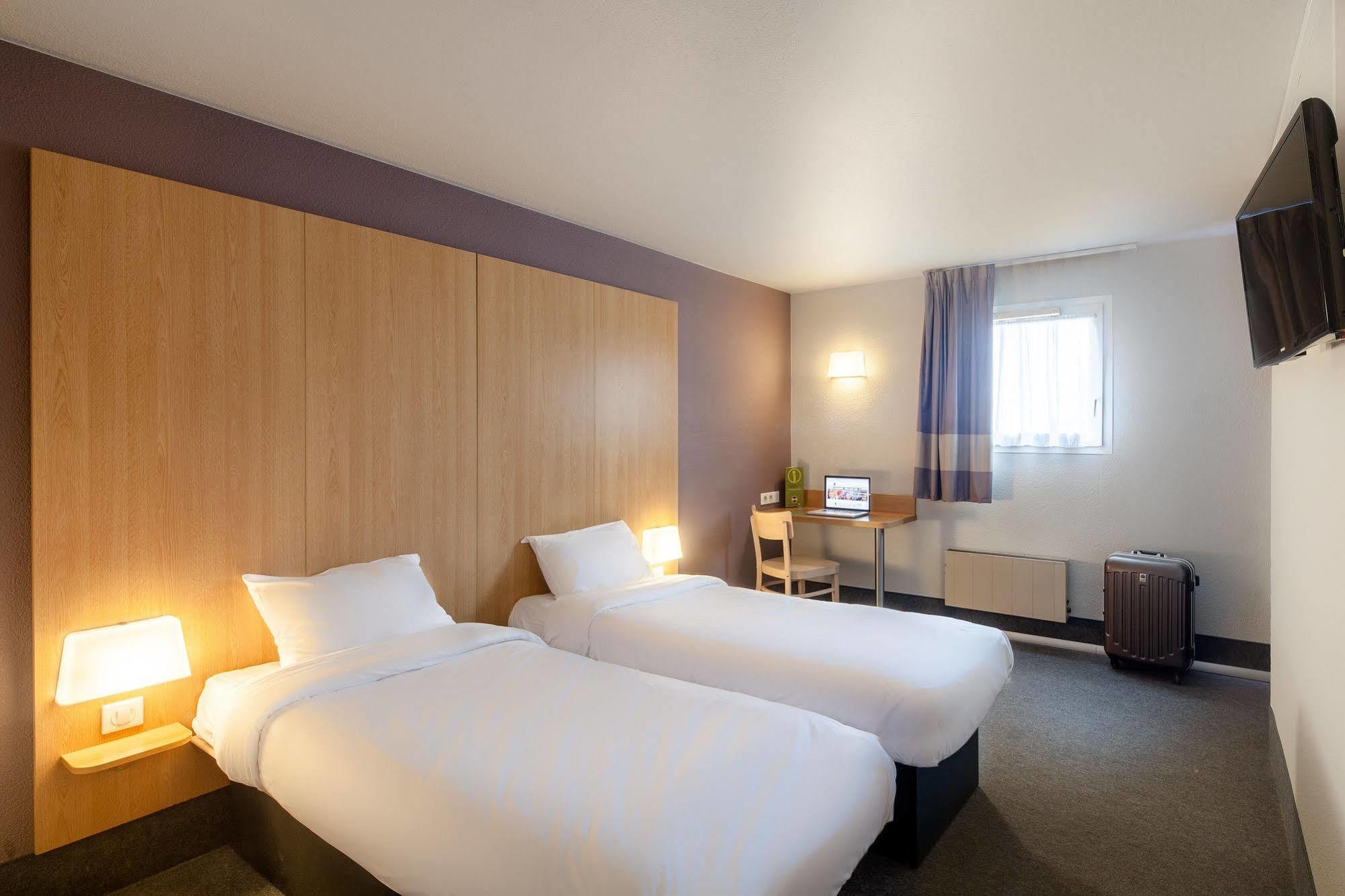 B&B Hotel Montlhery Linas ภายนอก รูปภาพ